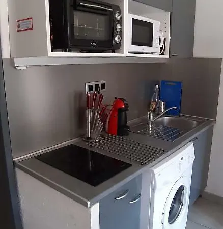 Studio Avec Balcon A 300 M De La Plage * Saint-Cyr-sur-Mer