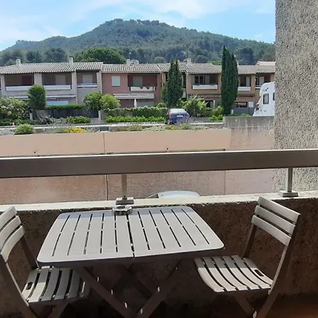 Studio Avec Balcon A 300 M De La Plage